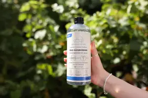 GRASHÜPFER® Öko-Glasreiniger I Reinigungsmittel für alle Fensterroboter und Fenstersauger I 750 ml für mind. 60 Anwendungen I Bio-, Tier- und Umweltfreundlich I Streifenfreie Hochglanzreinigung